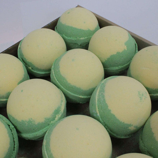 Apple Pie & Custard Bath Bomb - Soothing Suds